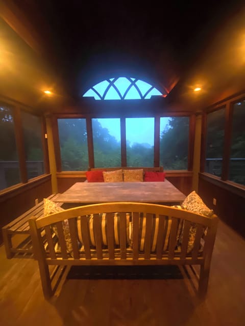 Or slip out for a drink on the screened-in porch with romantic accent lighting