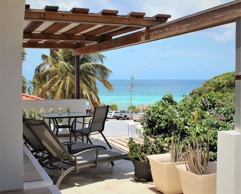 APT B terrace