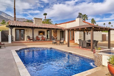 Pool & Main House 