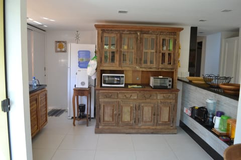 HOUSE IN CONDOMINIUM AT THE FOOT OF GERIBÁ BEACH House in Armacao dos Buzios