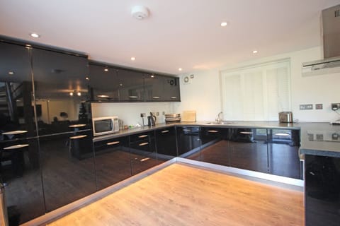 Modern kitchen