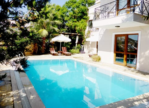 Villa and Pool 