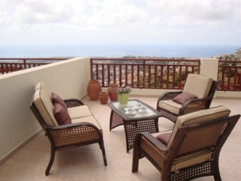 Comfortable outside seating to enjoy the uninterrupted views.