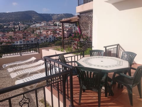 View from patio to the mountains