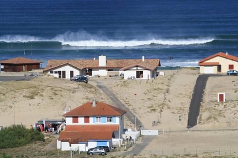 Holiday apartment on the beach of Contis