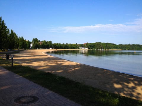 Apartment beach time, lovingly furnished, quiet location on Lake Schwerin Apartment in Schwerin