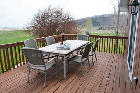 Deck and table - seats 8