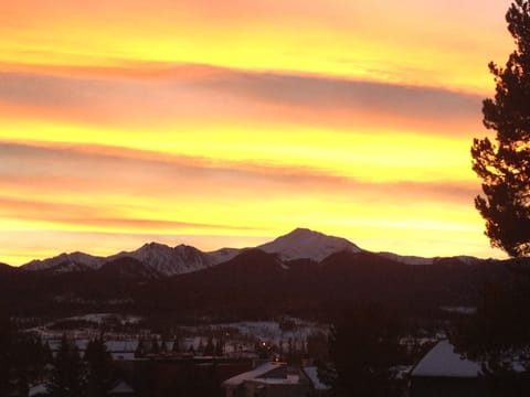 Gorgeous Byer's Peak view is yours and is seen from balcony and living room.