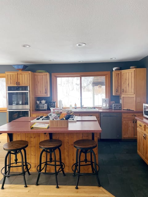 Full kitchen with new appliances