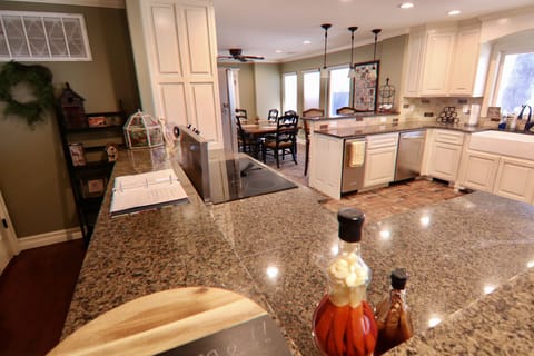 kitchen aide convection cooktop and partition vent
