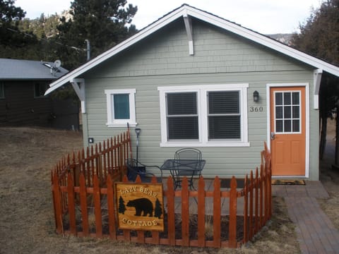 Welcome to Lazy Bear Cottage!  Wonderful patio for that morning cup of coffee..