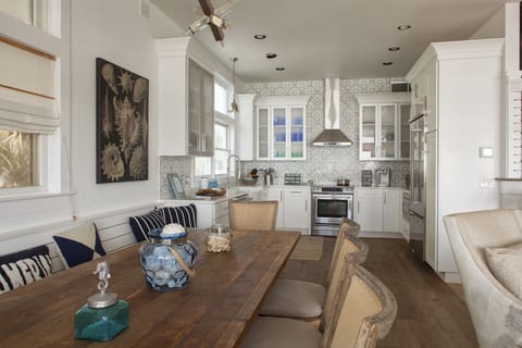 Dining table with room for 8-10 and brand new kitchen!