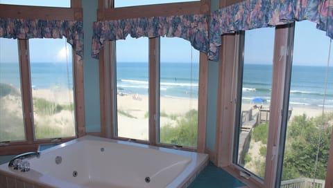 2 person whirlpool overlooking ocean, separate shower in Master Bedroom #1 bath.