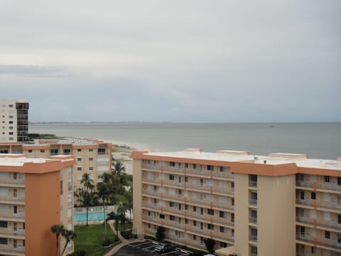A great view of the gulf off of the wrap around lanai.  Great spot for drinks