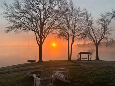 Wake up every morning to an amazing sky of color...