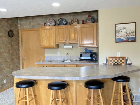 Family room lower (lake) level