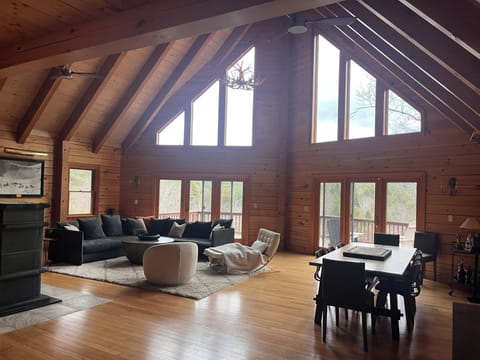 Grand room