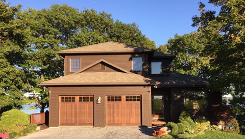 Upon arrival, beautiful house with an amazing view!