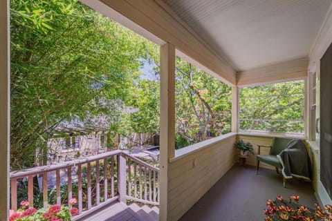 Entry from stairs and front porch