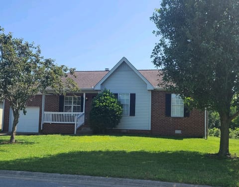Ranch with 3 steps onto the porch.