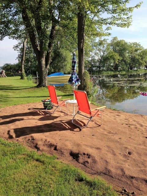 Beach Area very shallow for small children 
