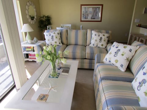 Living Room, TV/DVD, Balcony