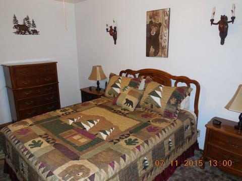 Queens size Bear Room