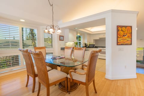 Dining Area / Kitchen - Dining Area / Kitchen