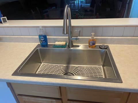 New stainless sink 2024