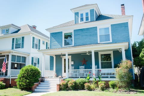 Welcome to Southern Living! Our blue belle on Monroe Ave.