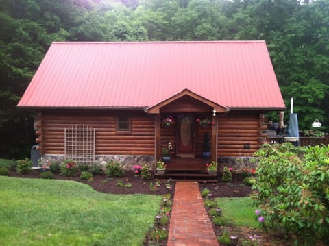 Welcome to our log home!