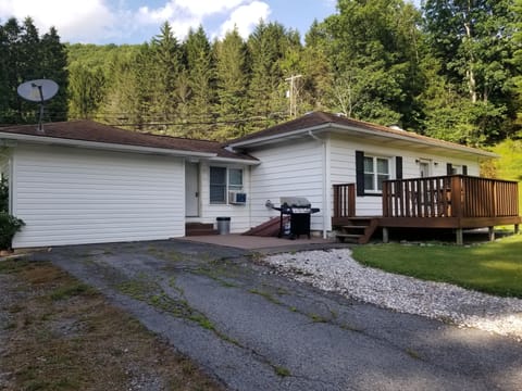 Newly established Golden Hill winery located on premises. Open until 6pm. 