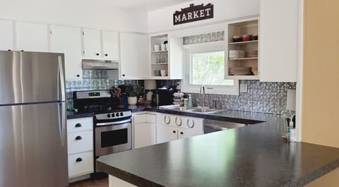Fully stocked kitchen with all the essentials