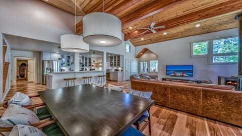 Dining room / great room