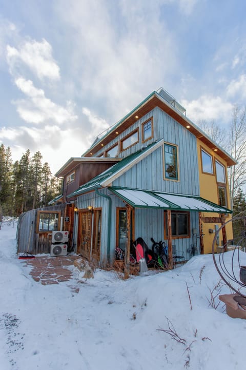 La Casita exterior shot. Sleds and snow shoes provided for you to enjoy
