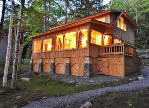 Built in 2015, the side facing the lake