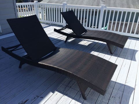 Upstairs deck off master bedroom 