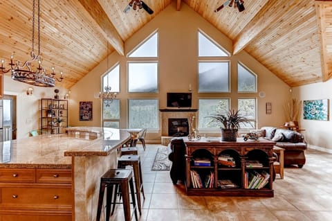 Enjoy the huge 2 story family room with forever view!!