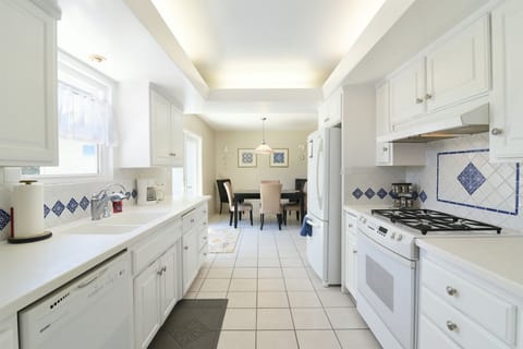 The kitchen is well equipped to prepare great meals