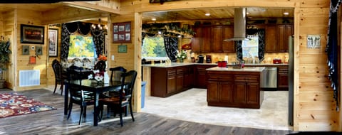 Kitchen and dining for 20 - who is hungry????