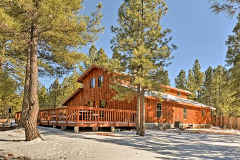 Shipshewana Vacation Rental | 4BR | 3BA | 2,650 Sq Ft | Steps Required