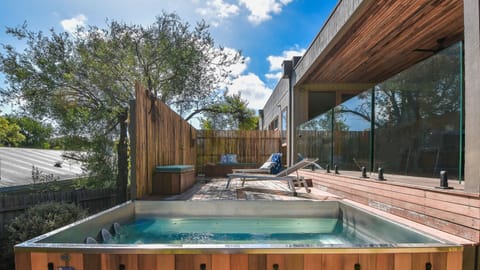 Enjoy the total relaxation of soaking in your own modern heated (37 deg) plunge pool with mineral treatment rather than harsh chemicals..