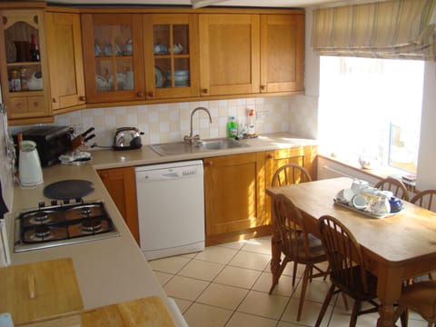 Kitchen has dishwasher,
fridge, microwave and washing machine