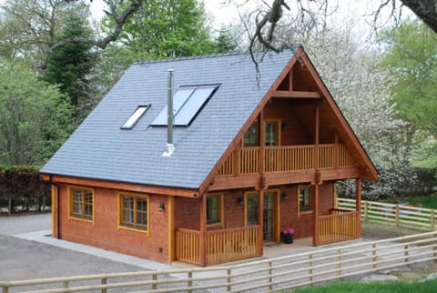 Fearnag Lodge - comfortable accommodation in the heart of the Scottish Highlands