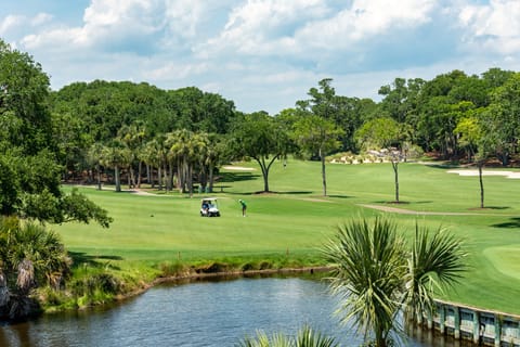 Beautiful golf course views of Crooked Oak's 18th Fairway