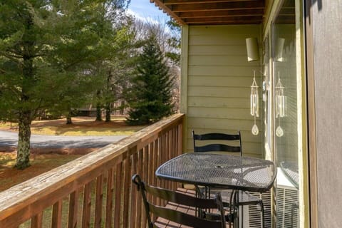 Comfortable, spacious verandah