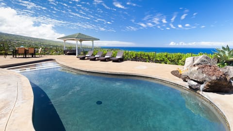 Private Pool with Stunning Ocean Views
