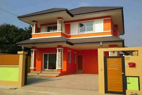 OrangeVilla4BedRoom 5min to Nimman