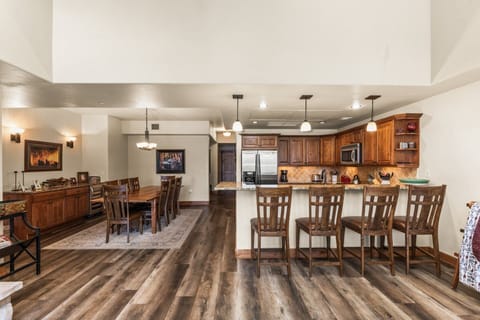 Full Kitchen with Bar & Dining Room