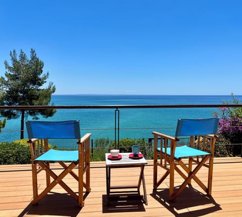 Front deck